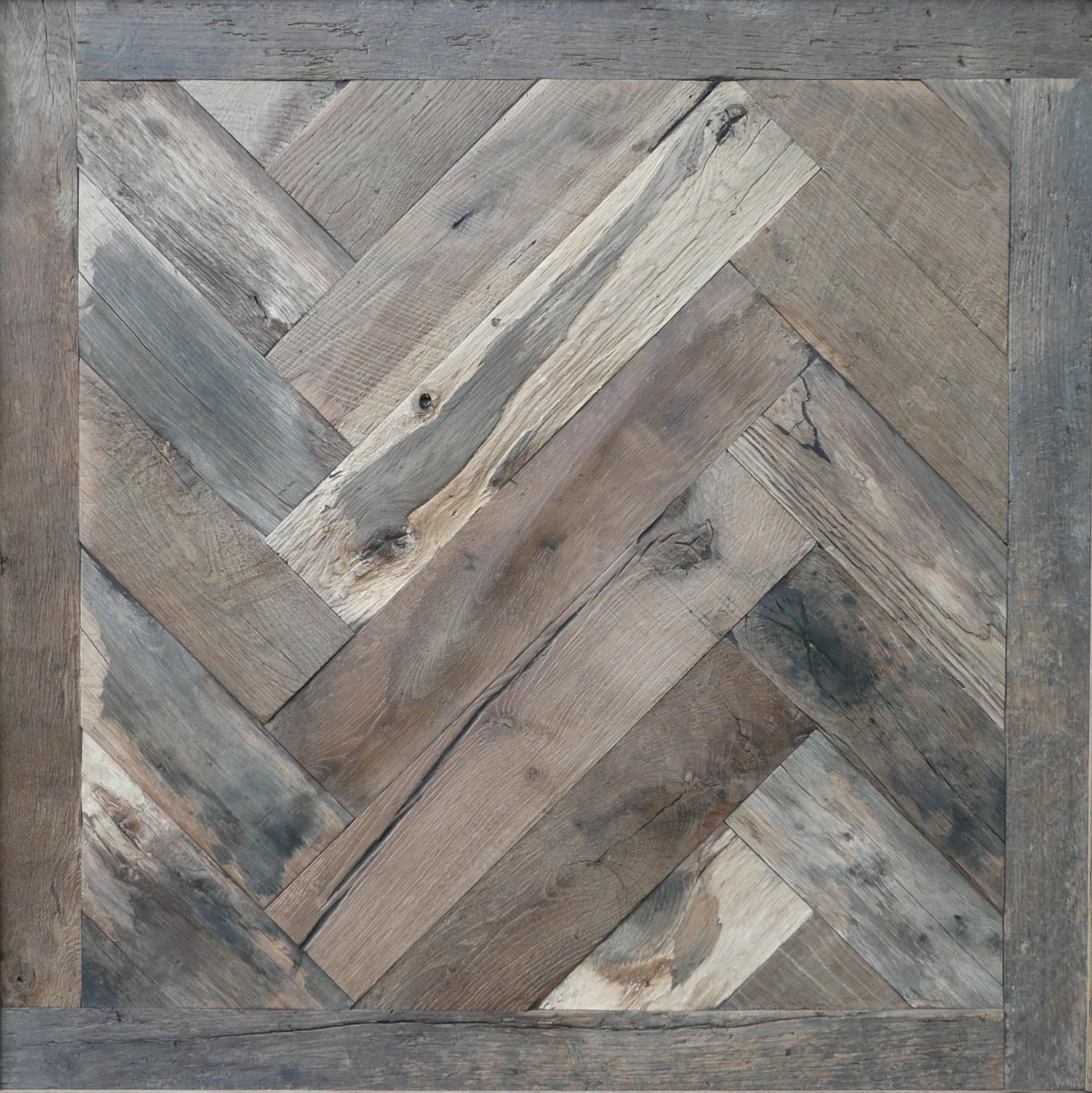Century-D Oak Venasque, Herringbone 'Cotswolds' 120 x 600mm (afwijkende kleur !)